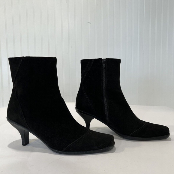 La Canadienne Black Waterproof Suede Women's Boots size 7.5 - Picture 4 of 8